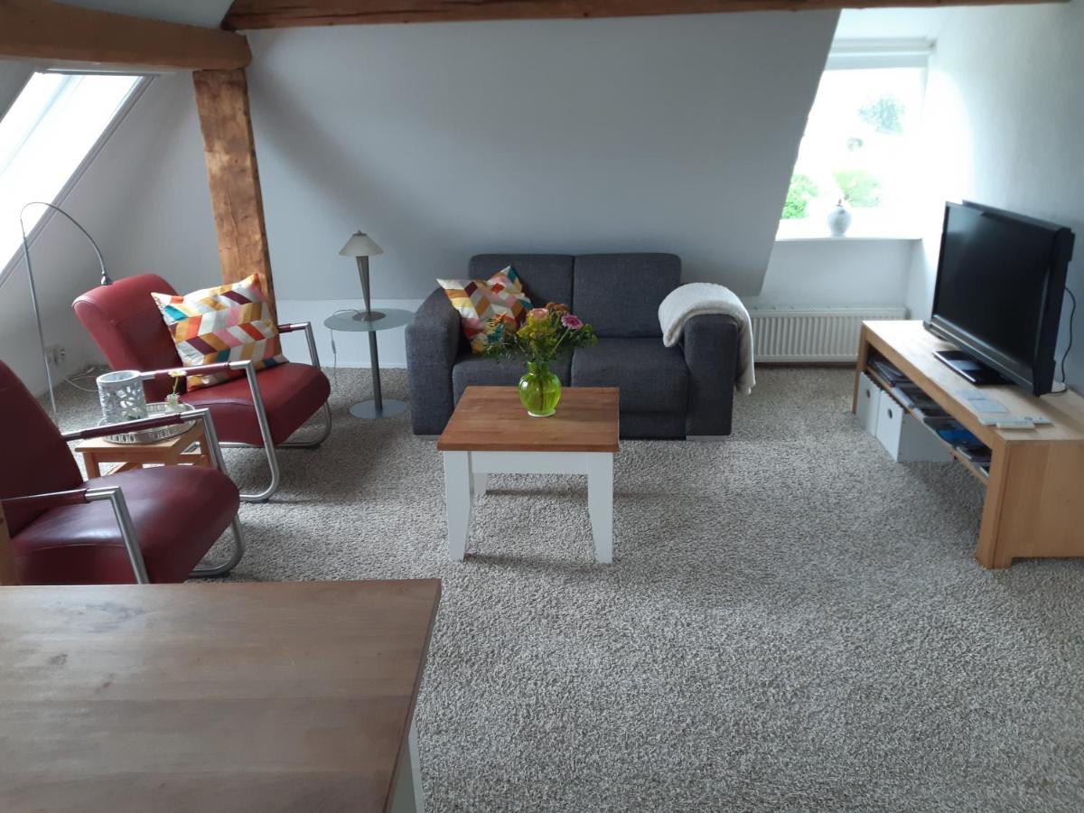 Rest En Romte Bed & Breakfast Birdaard Екстериор снимка
